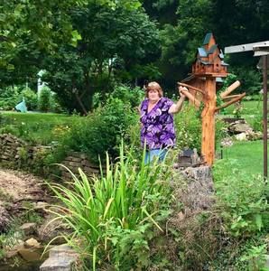 Meet your Posher, Becky